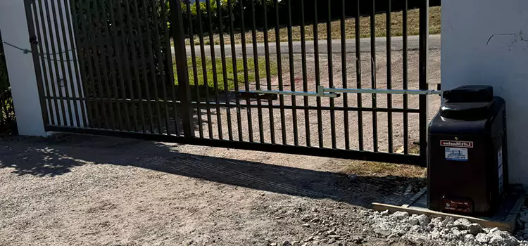 Solar Swing Gate Opener Oakleaf Plantation