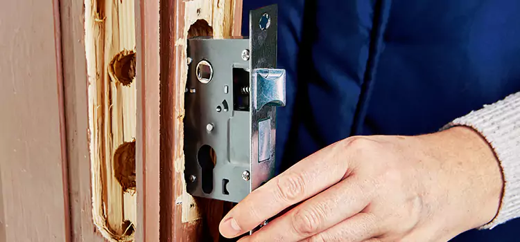 Garage Door Lock Replacement Oakleaf Plantation